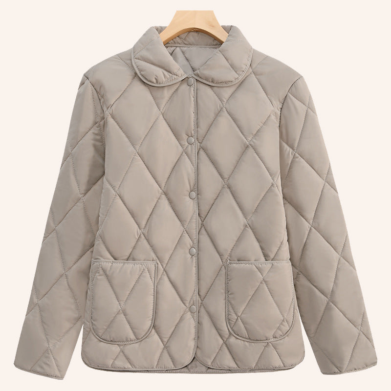 🧥 Kort damjacka med diamantmönster