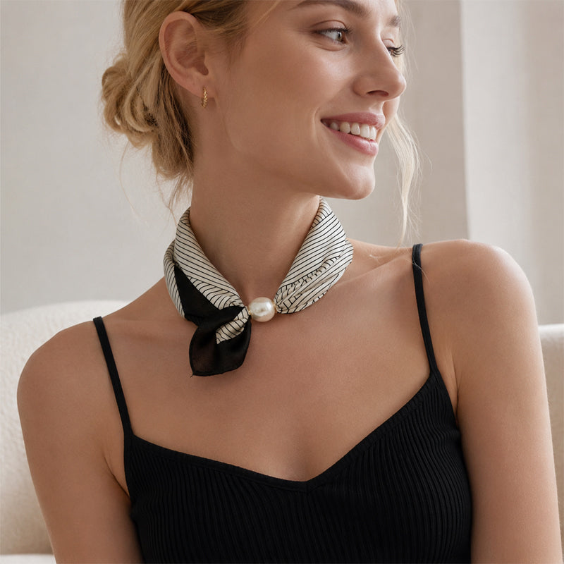 🧣 Halsband med magnetlås och mönstrad scarf: Elegant 2-i-1-scarf med tryck! ✨