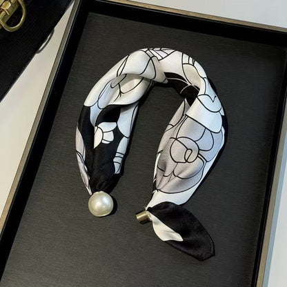🧣 Halsband med magnetlås och mönstrad scarf: Elegant 2-i-1-scarf med tryck! ✨