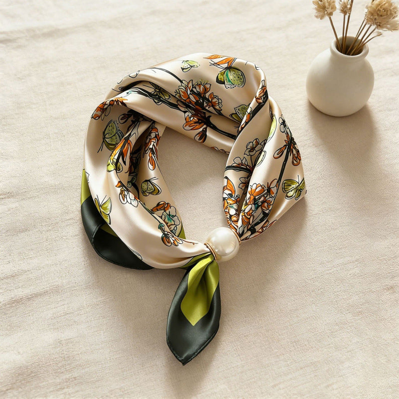 🧣 Halsband med magnetlås och mönstrad scarf: Elegant 2-i-1-scarf med tryck! ✨