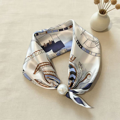 🧣 Halsband med magnetlås och mönstrad scarf: Elegant 2-i-1-scarf med tryck! ✨