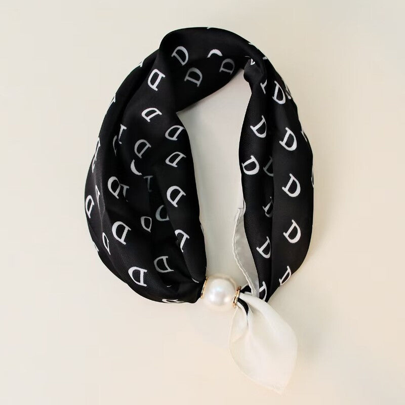 🧣 Halsband med magnetlås och mönstrad scarf: Elegant 2-i-1-scarf med tryck! ✨