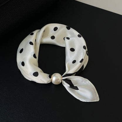 🧣 Halsband med magnetlås och mönstrad scarf: Elegant 2-i-1-scarf med tryck! ✨