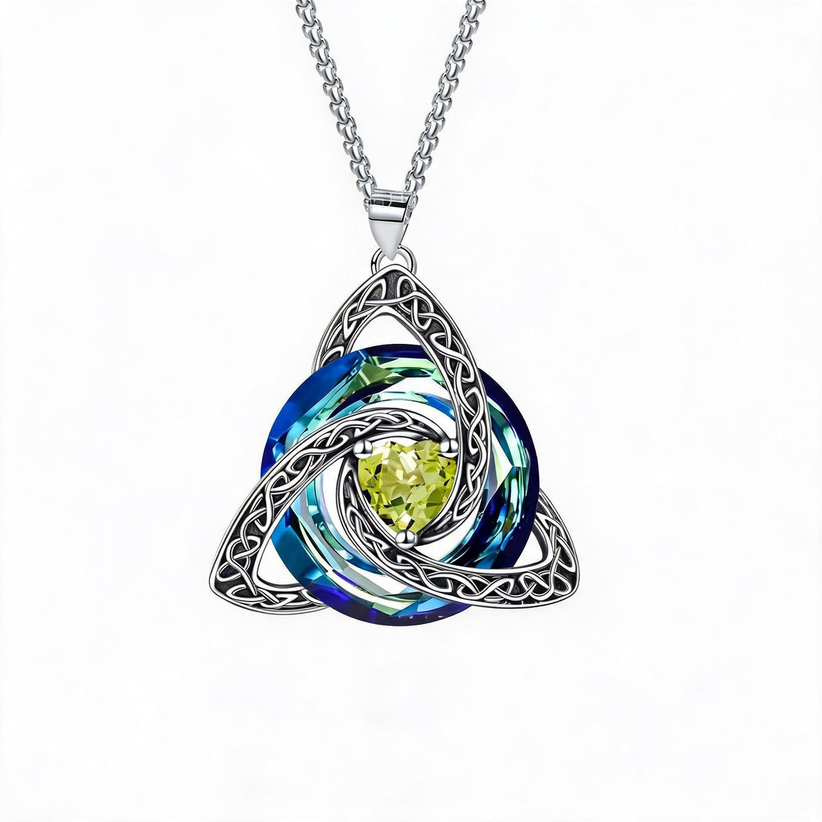 ✨ Födelsestenskycke med keltisk triquetra – en meningsfull symbol för kärlek och samhörighet ❤️